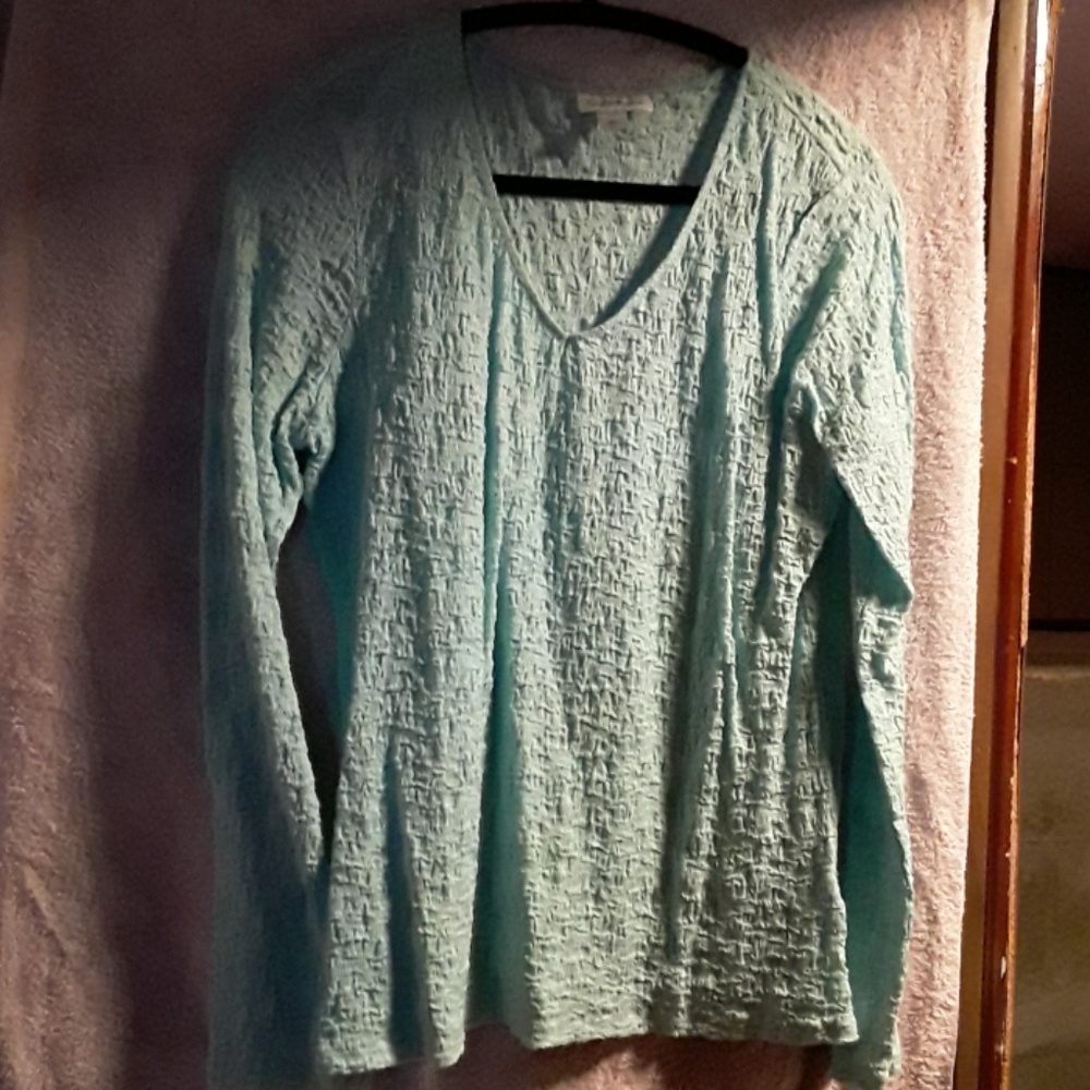 Women's  blouse